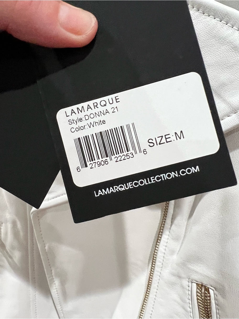 Lamarque- Donna 21 White Leather Jacket with Gold Hardware. Size Medium, NWT. - Picture 4 of 6